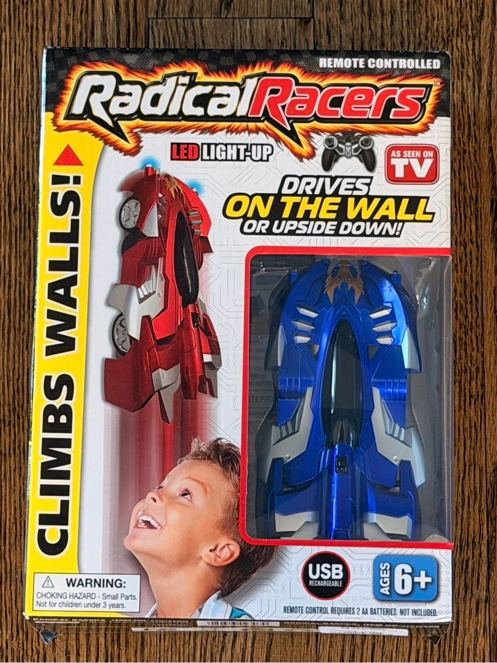 Brand New - Radical Racers Remote Controlled Wall Climbing Car